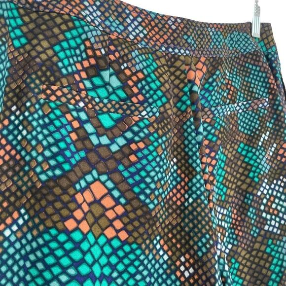 BY ANTHROPOLOGIE The Essential Culotte in Teal & Brown Snakeskin Print Size 2 - Picture 6 of 9